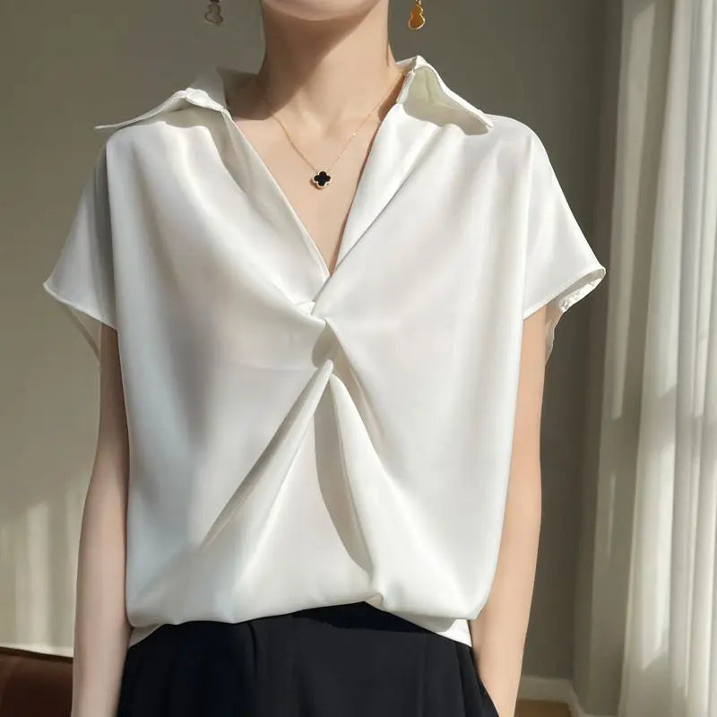 Chemisier ample en satin de soie - Boutique ÉclatsChic